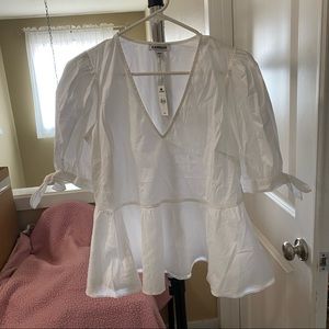 NWT flowy white blouse 🤍
